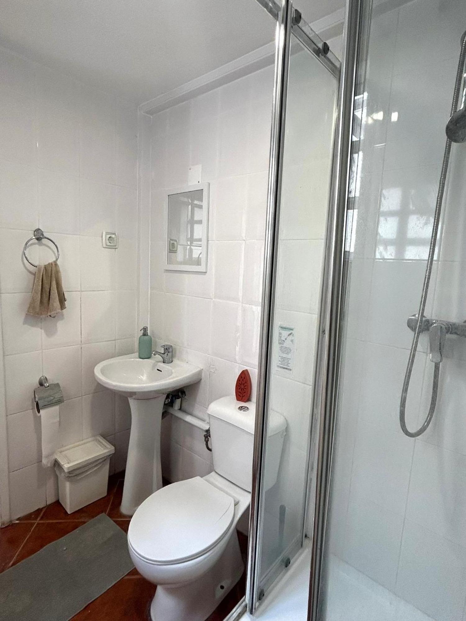 Shared Apartment With Bright Private Patio In Lisboa Exterior foto